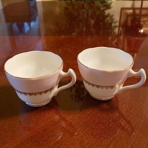 Vintage Grantham Royal Crown Pottery Fine Bone China from‎ England